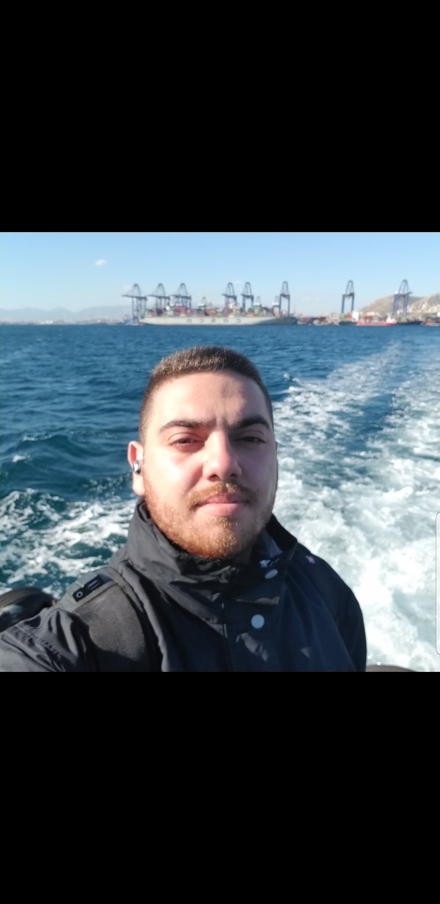 Νίκος