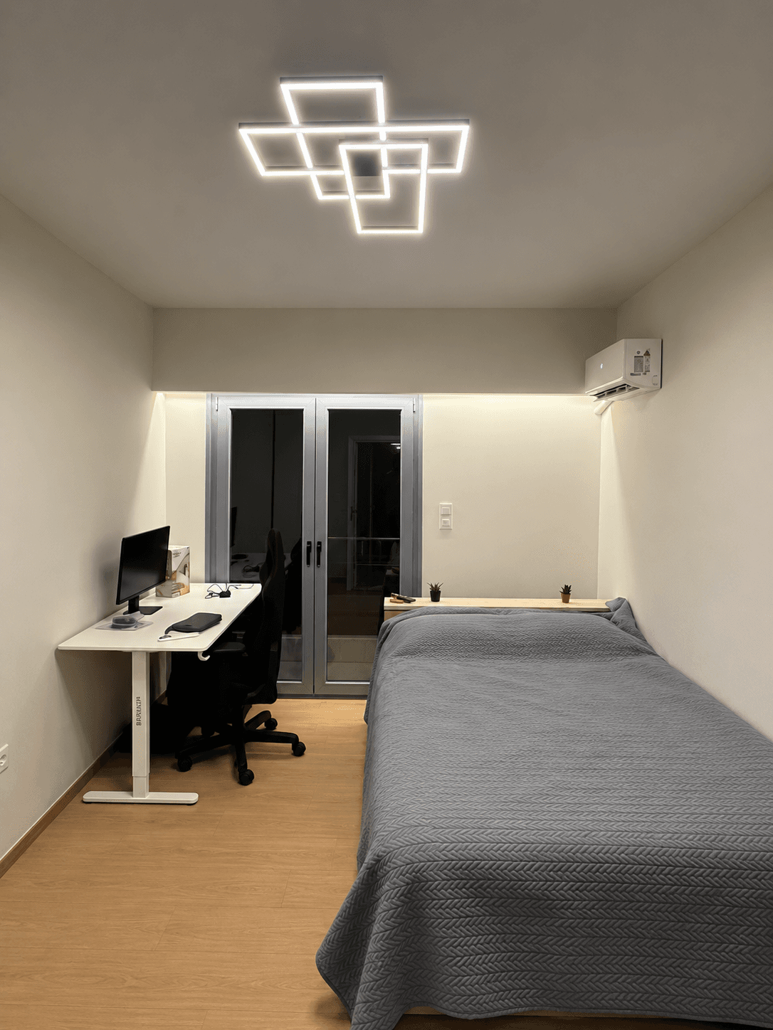 Furnished room · moyseio
